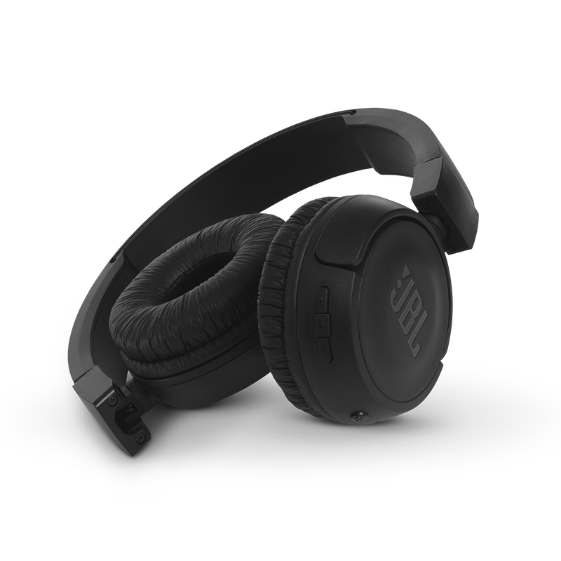 JBL T460BT - Black - Wireless on-ear headphones - Detailshot 1 image number null