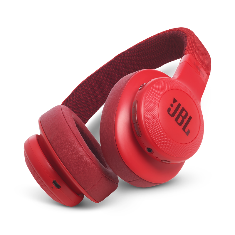 JBL E55BT