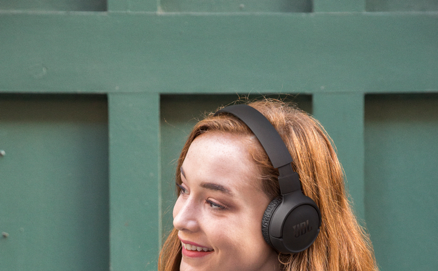 Jbl tune on ear outlet