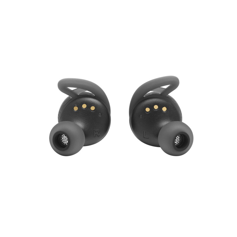 UA True Wireless Streak - Black - Ultra-compact In-Ear Sport Headphones - Detailshot 1 image number null