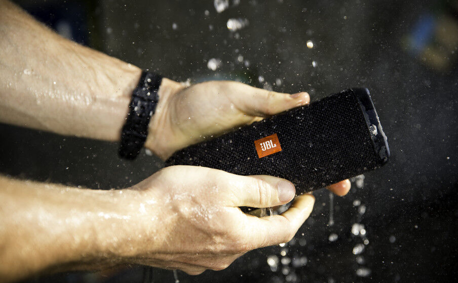 JBL Flip 4 Special Edition Защита от воды по стандарту IPX7 - Image