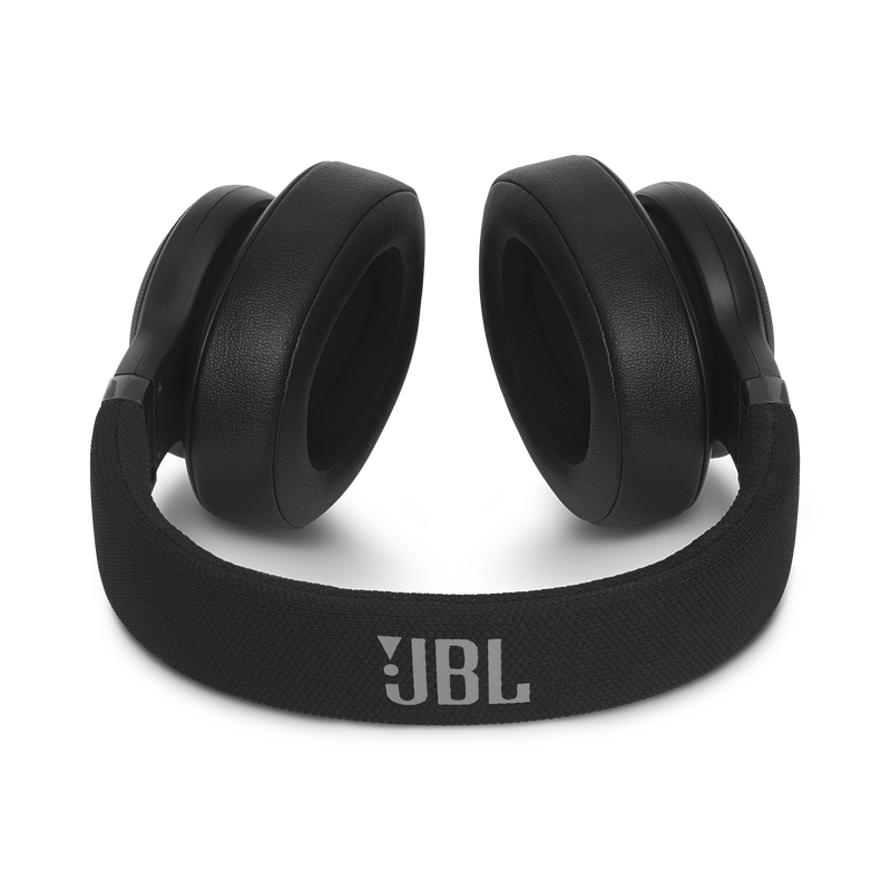JBL E55BT - Black - Wireless over-ear headphones - Detailshot 3 image number null