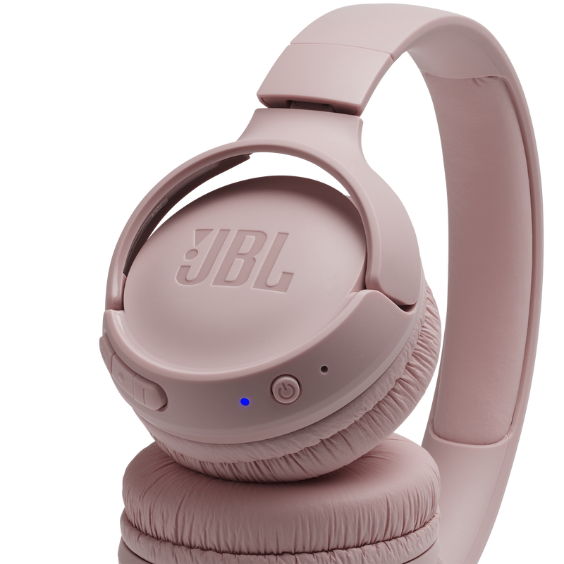 JBL Tune 560BT - Pink - Wireless on-ear headphones - Detailshot 3 image number null