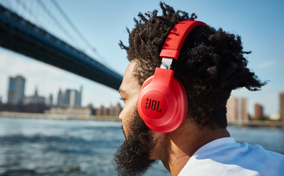 JBL E55BT Легендарный звук JBL - Image